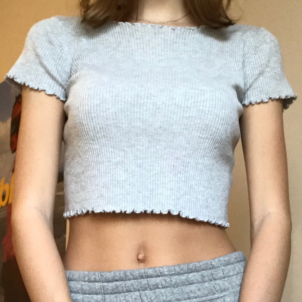 brandy melville crop top